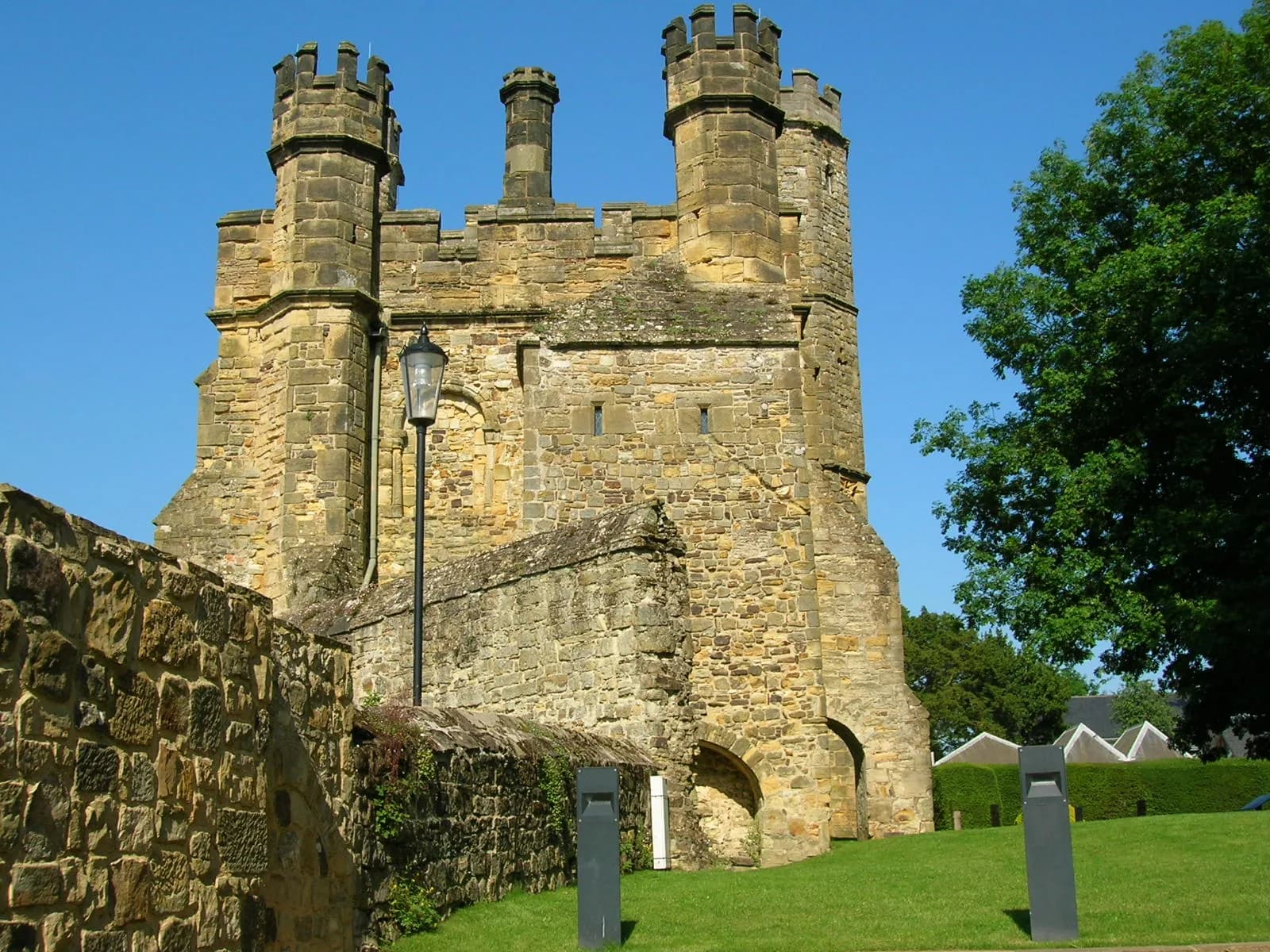 Le corps de garde fortifié de Battle Abbey, à Battle, dans l'East Sussex