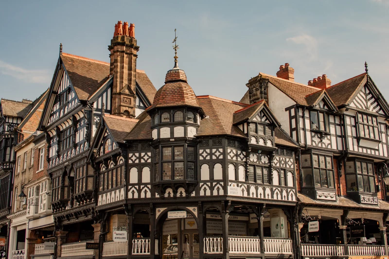 Les galeries à colombages des Rows sur Bridge Street, à Chester