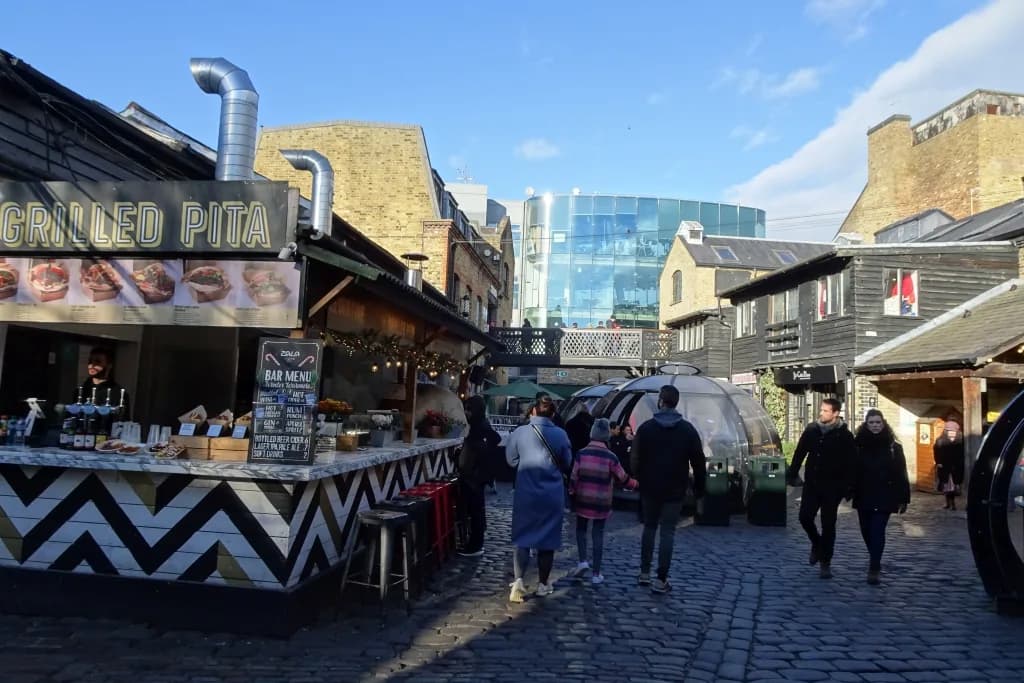 Stand de street food à Camden Lock Market, Londres