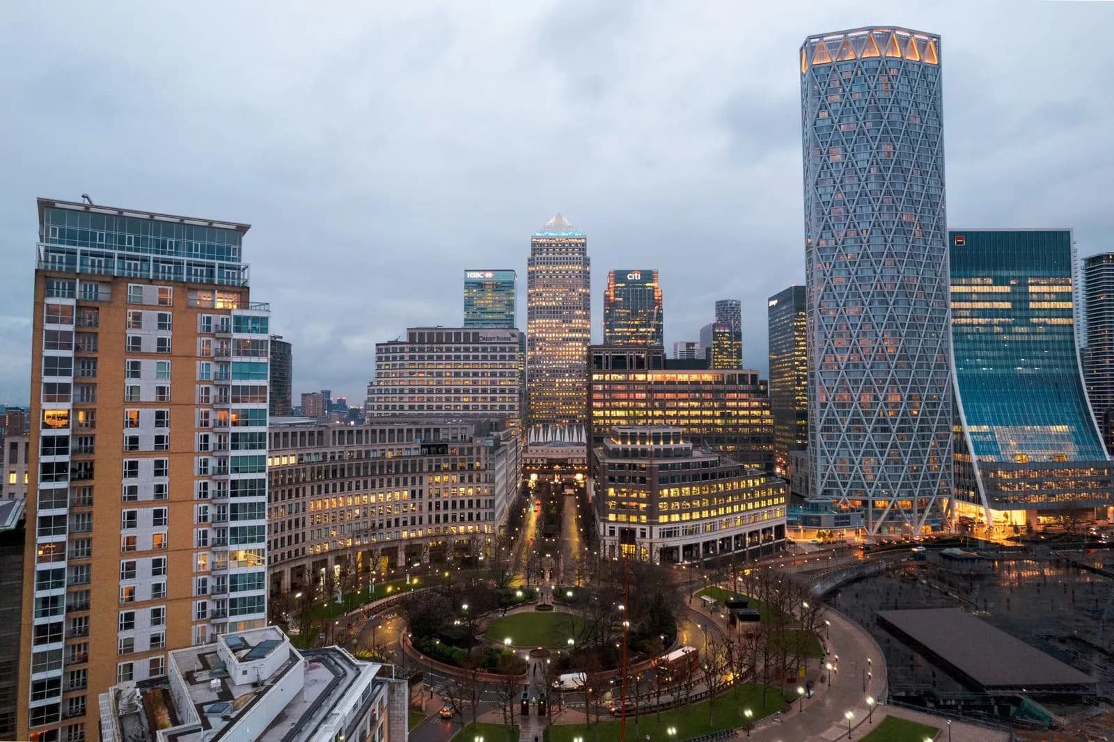City of London finance Canary Wharf