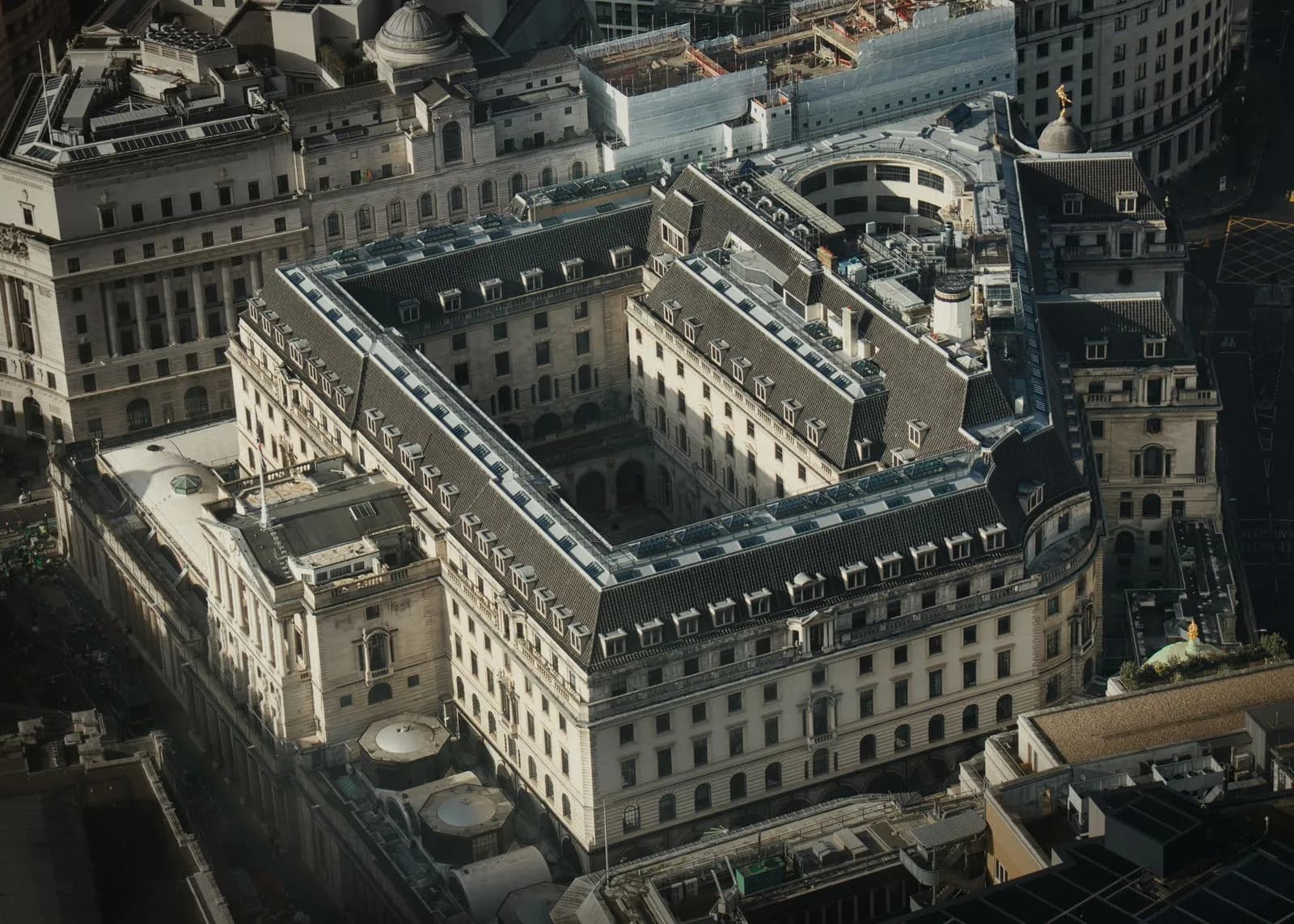 Bank of England London, Stamp Duty fiscalité immobilier UK
